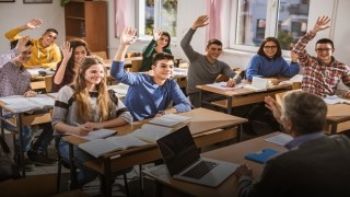 Fransa'da Kabul Edildikten Sonra Ne Yapılmalı?