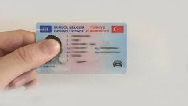 Sürücü Belgesi Yenileme Süresi Son Kez Uzatıldı