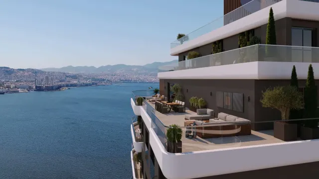 Mavinin Başkenti İzmir: Huzur ve Şehir Hayatının Mükemmel Dengesi